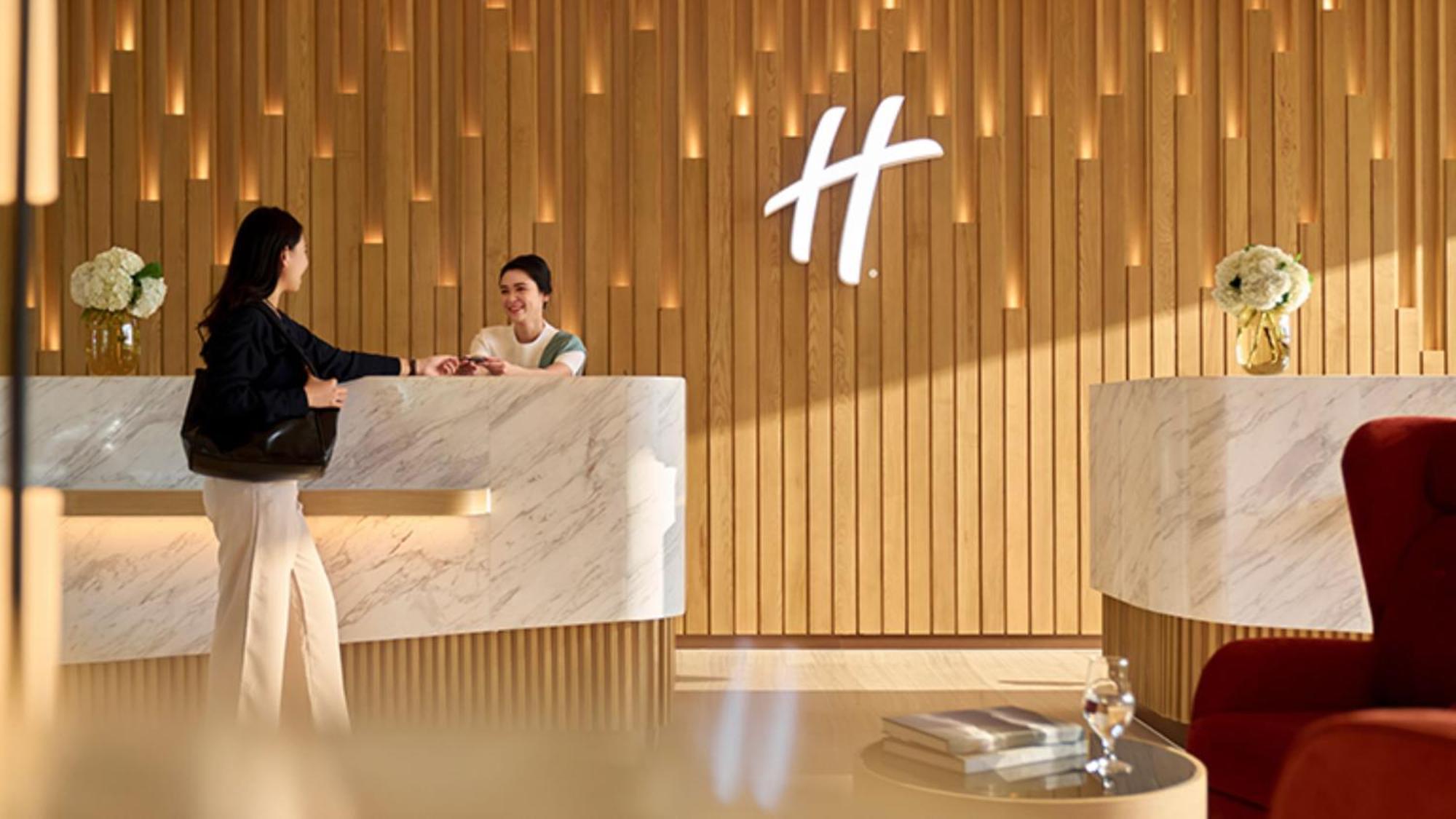 Ana Holiday Inn Tokyo Bay By Ihg Экстерьер фото